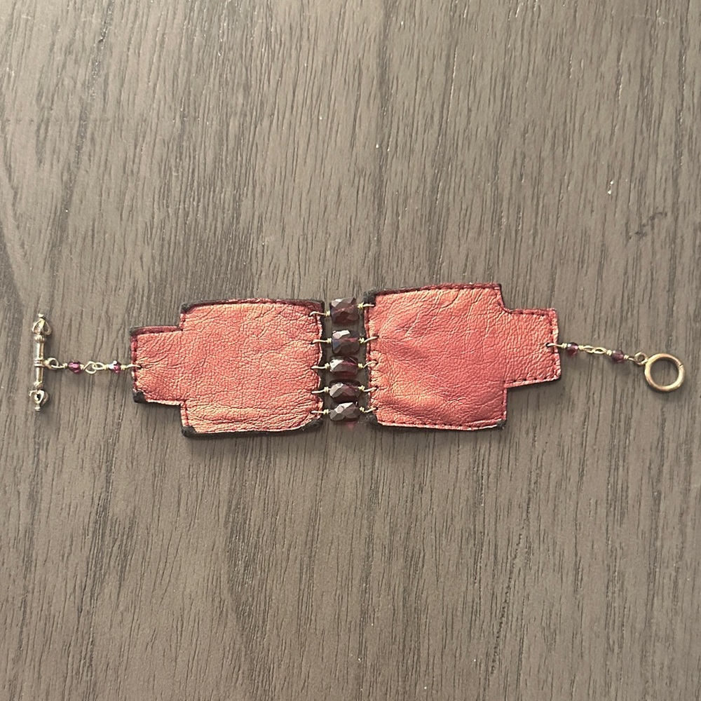 Chic Leather Bracelet with Gemstone Details